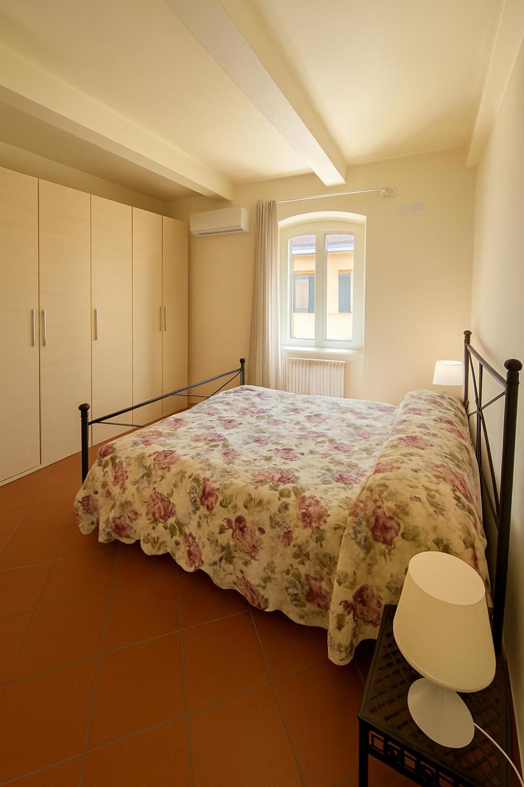 L'Orologio Matto Marina Di Carrara Exterior foto